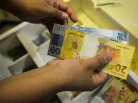 INPC, inflação usada para reajustar salários, soma 4,42% em 12 meses - Imagem