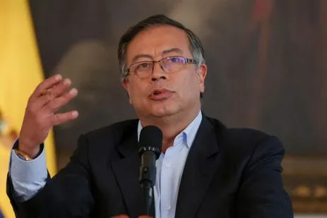 Boric e Petro se manifestam após condenação de Bolsonaro