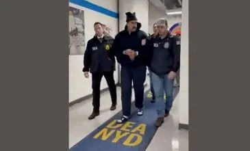 Prefeito de Nova York critica ato de guerra de Trump contra Venezuela