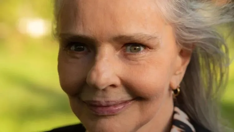 Nas redes sociais, artistas e público lamentam morte de Angela Ro Ro