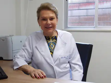 Paixão pela profissão mantém médicos longevos na ativa