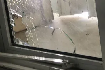 Menino é baleado na perna dentro de escola em operação policial no Rio