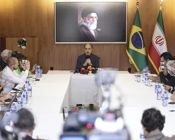 Embaixador do Irã: EUA evitam acordo e Trump se acha “rei do mundo"