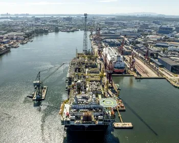Nova plataforma chega ao pré-sal e pode aumentar produção em 20%