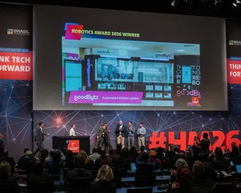 Robô cozinheiro com IA vence prêmio internacional de robótica