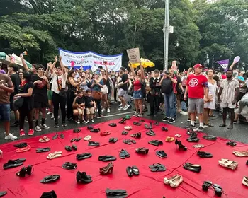 SP: ato das mulheres pede fim da violência e defende fim da escala 6x1