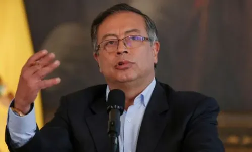 Boric e Petro se manifestam após condenação de Bolsonaro