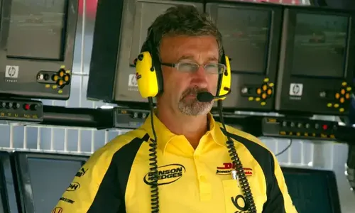 Morre Eddie Jordan, ex-chefe de equipe da Fórmula 1, aos 76 anos