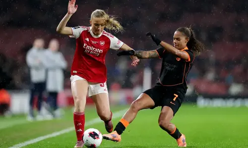 Arsenal bate Corinthians na prorrogação e fatura Mundial Feminino