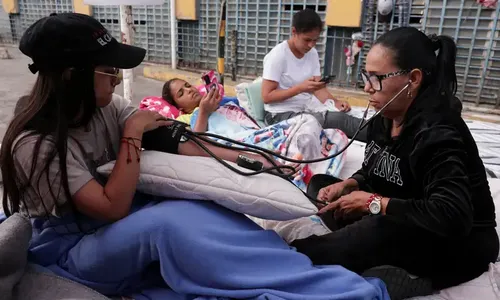 Familiares de presos políticos fazem greve de fome em Caracas
