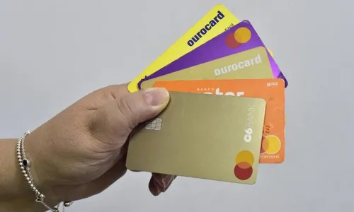 Lucro dos planos de saúde dispara 271% em 2024 com reajustes acima da inflação