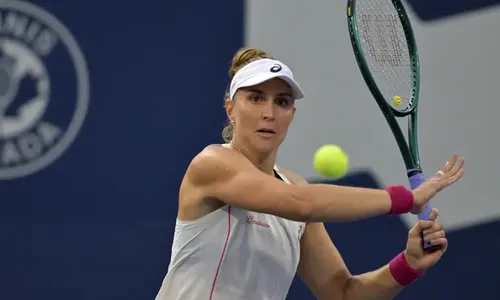 Dupla de Luisa Stefani vence 3ª seguida e vai às quartas do US Open