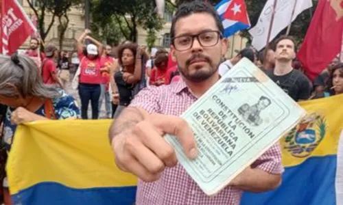 No Rio, Cinelândia tem protesto contra sequestro de Nicolás Maduro